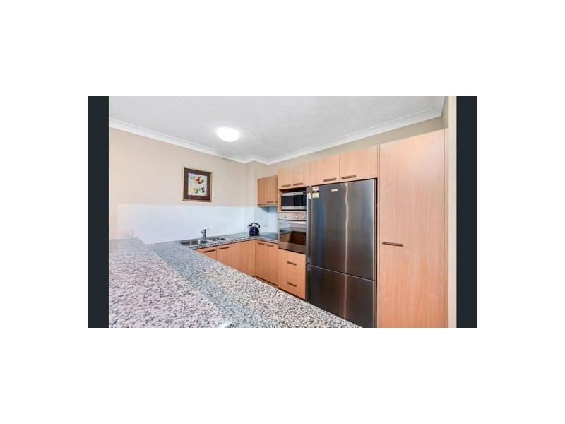 8/501 North Hill Drive, Robina QLD 4226