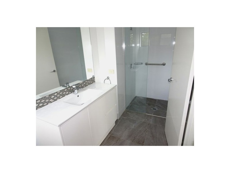 8/501 North Hill Drive, Robina QLD 4226