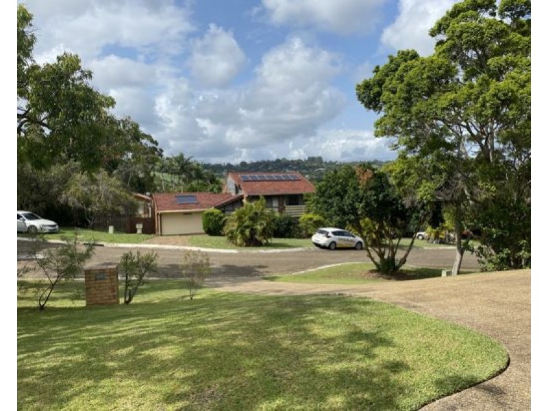 14 Coolabah Court, Banora Point NSW 2486