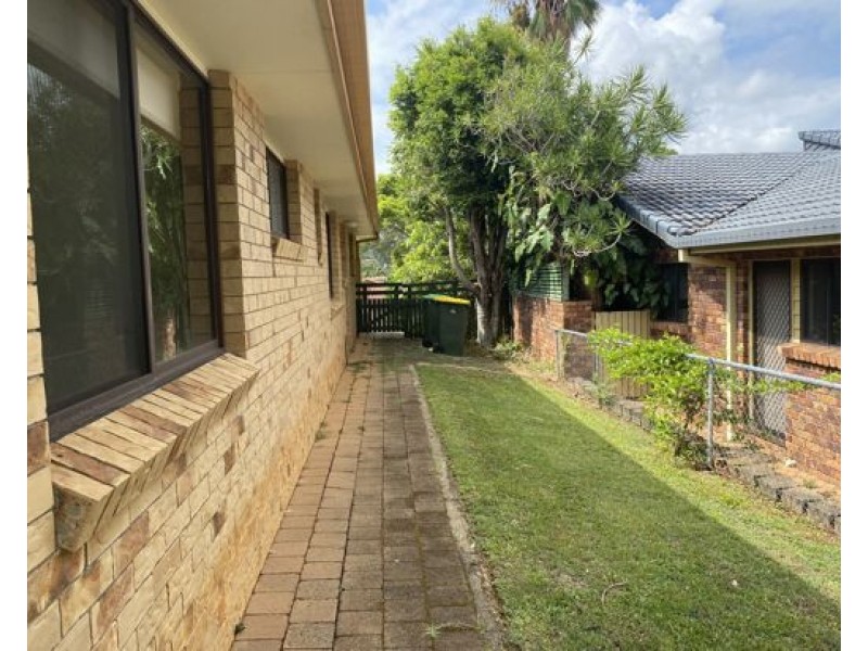 14 Coolabah Court, Banora Point NSW 2486