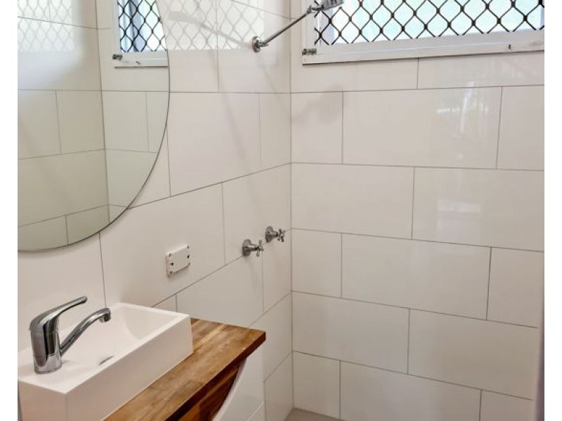 11/2309 Gold Coast Hwy, Mermaid Beach QLD 4218