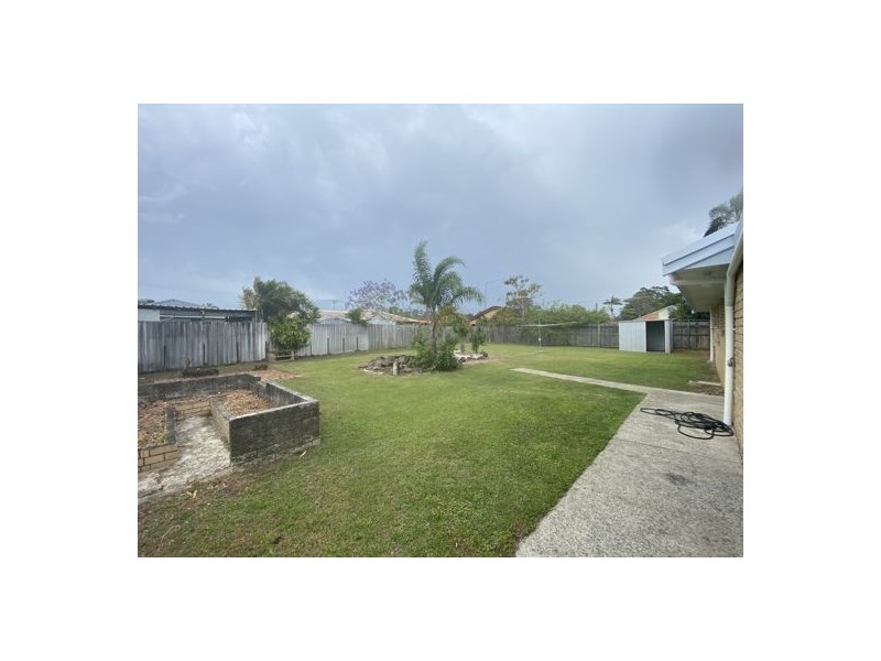 71 Jacaranda Ave, Tweed Heads West NSW 2485
