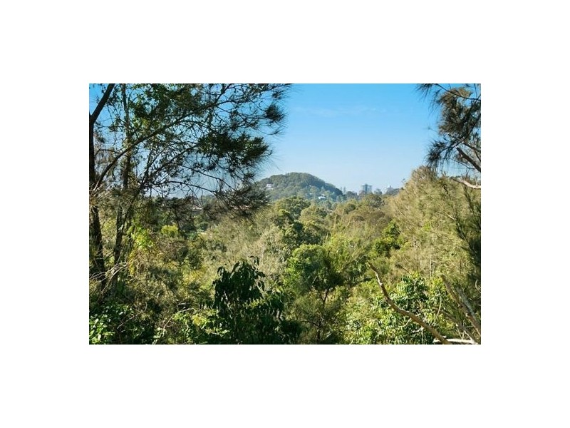 1 Hillcrest Ave, Tweed Heads South NSW 2486