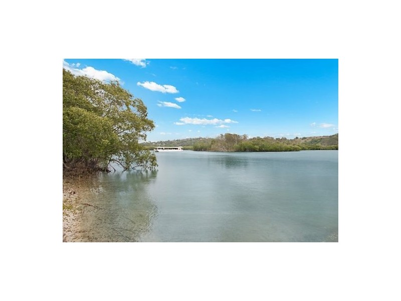 30 Sunset Boulevard, Tweed Heads West NSW 2485