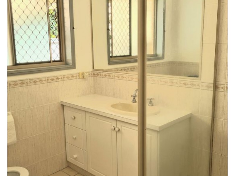 32 Alexander Court, Tweed Heads South NSW 2486