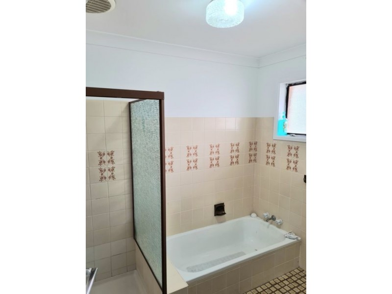 2/2 Riviera Ave, Tweed Heads West NSW 2485