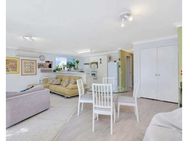 32 154 Currumbin Creek Road, Currumbin Waters QLD 4223
