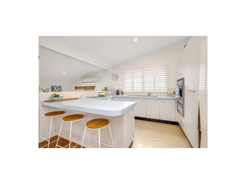 23 Broadwater Esplanade, Bilambil Heights NSW 2486
