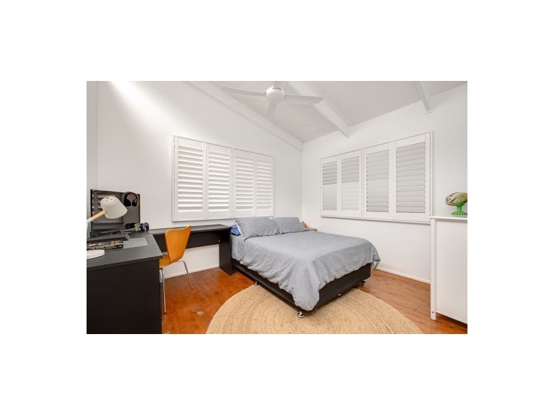 23 Broadwater Esplanade, Bilambil Heights NSW 2486