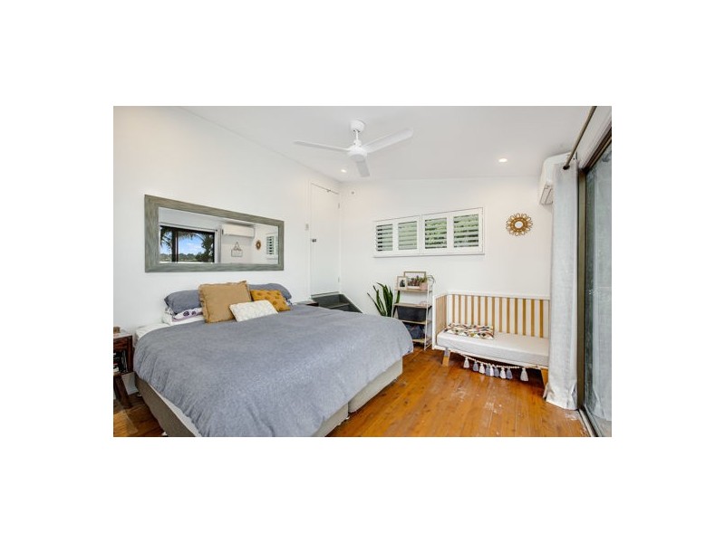 23 Broadwater Esplanade, Bilambil Heights NSW 2486