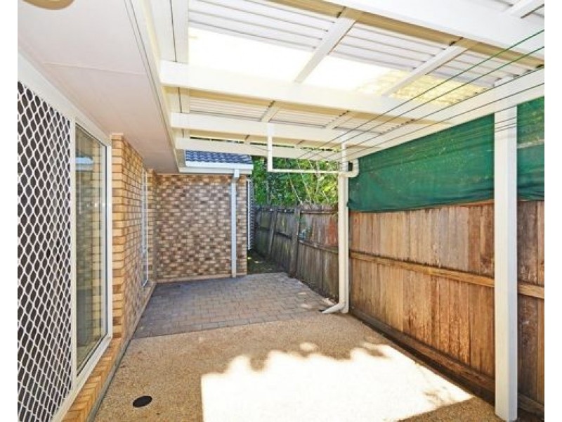 2/5 Cabana Ct, Banora Point NSW 2486
