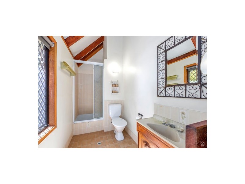 29 Bimbadeen Avenue,, Banora Point NSW 2486