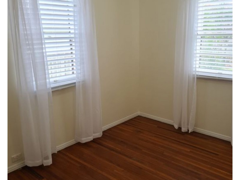 129 Kennedy Drive, Tweed Heads West NSW 2485