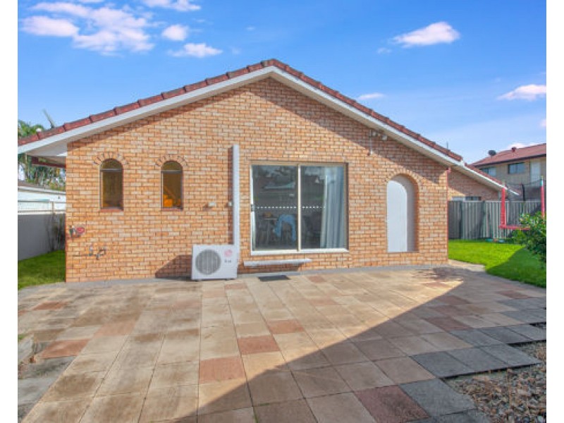 2/2 Riviera Ave, Tweed Heads West NSW 2485