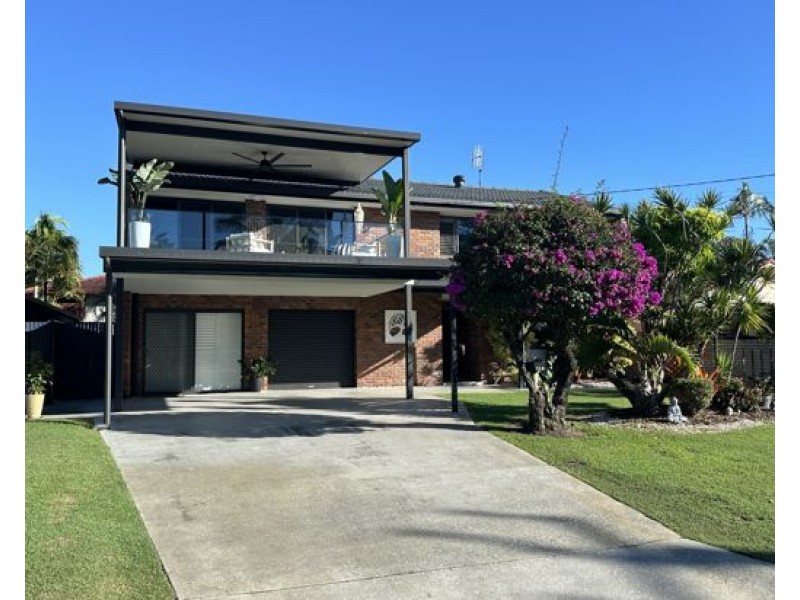 104 Sunset Boulevard, Tweed Heads West NSW 2485