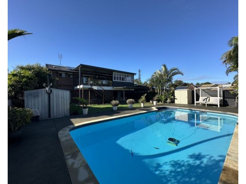 104 Sunset Boulevard, Tweed Heads West NSW 2485
