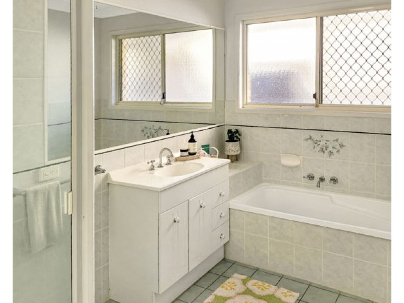 1/ 204 Darlington Dr, Banora Point NSW 2486