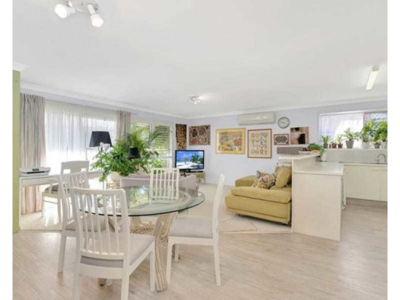 32/154 Currumbin Creek Road, Currumbin Waters QLD 4223