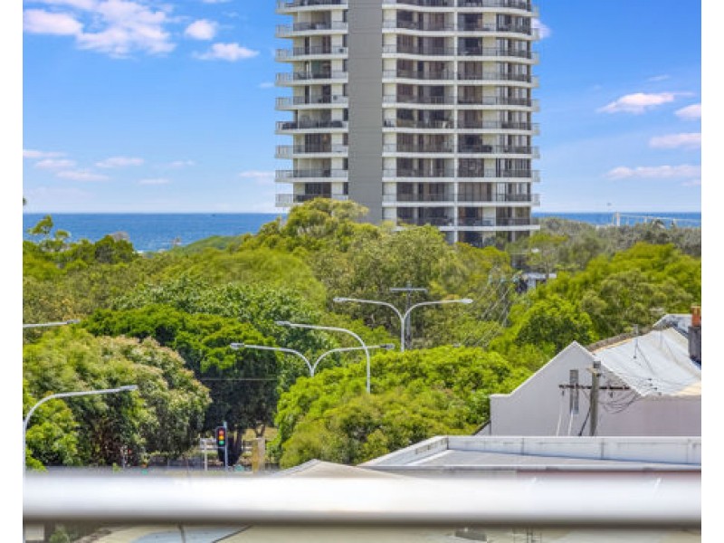 2042/9 Enid Street, Tweed Heads NSW 2485