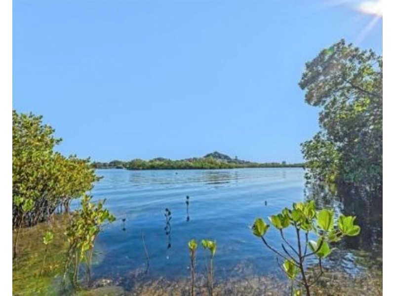 7/42 Dry Dock Road, Tweed Heads South NSW 2486