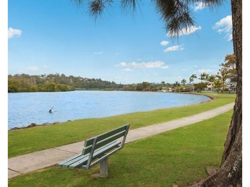 11 Jacaranda Ave, Tweed Heads West NSW 2485