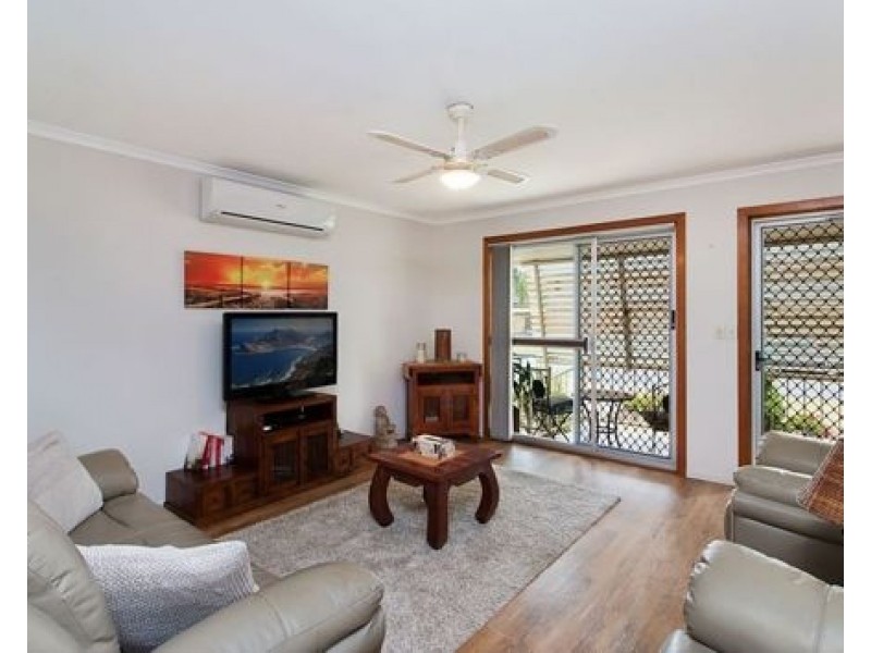 11 Jacaranda Ave, Tweed Heads West NSW 2485