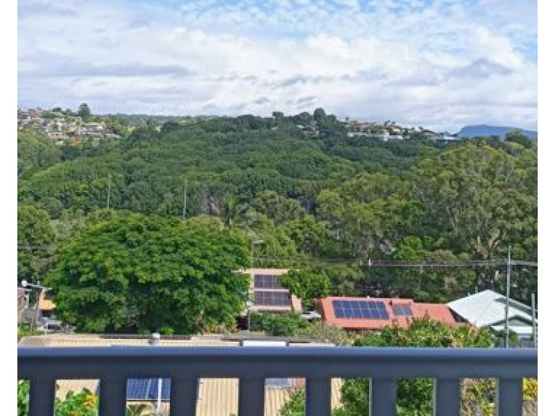 25 Lalina Ave, Tweed Heads West NSW 2485