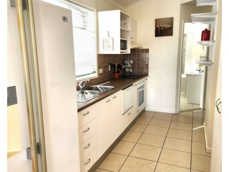 8MV 37 Chinderah Bay Drive, Chinderah NSW 2487