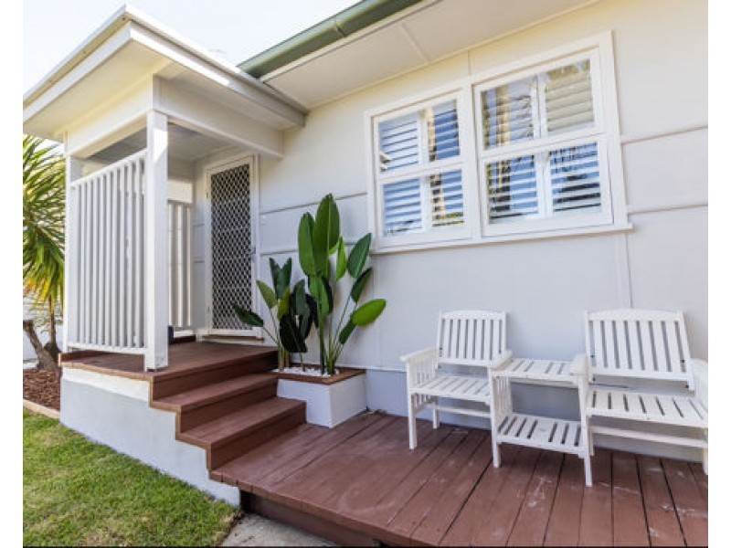 23 Station Street, Currumbin Waters QLD 4223