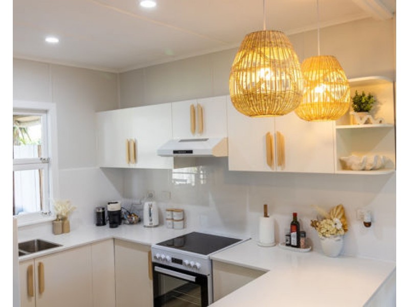 23 Station Street, Currumbin Waters QLD 4223