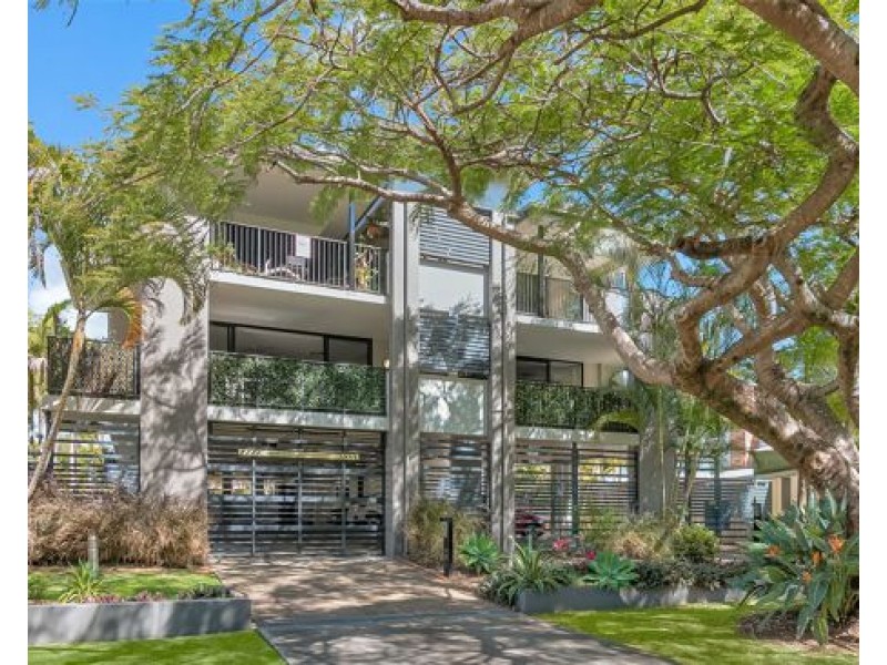 2/16 Kirkwood Road, Tweed Heads South NSW 2486
