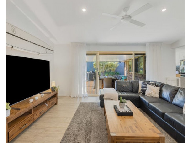 80 Glen Ayr Drive, Banora Point NSW 2486