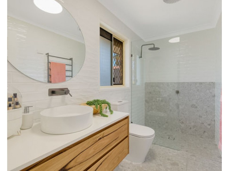 80 Glen Ayr Drive, Banora Point NSW 2486