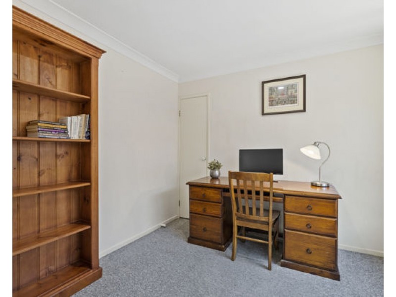 8 Brooke Close, The Gap QLD 4061