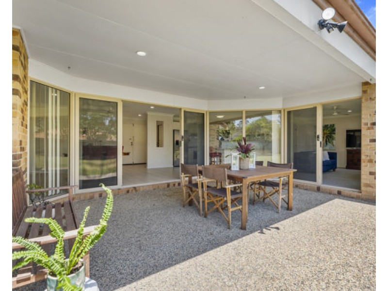8 Brooke Close, The Gap QLD 4061