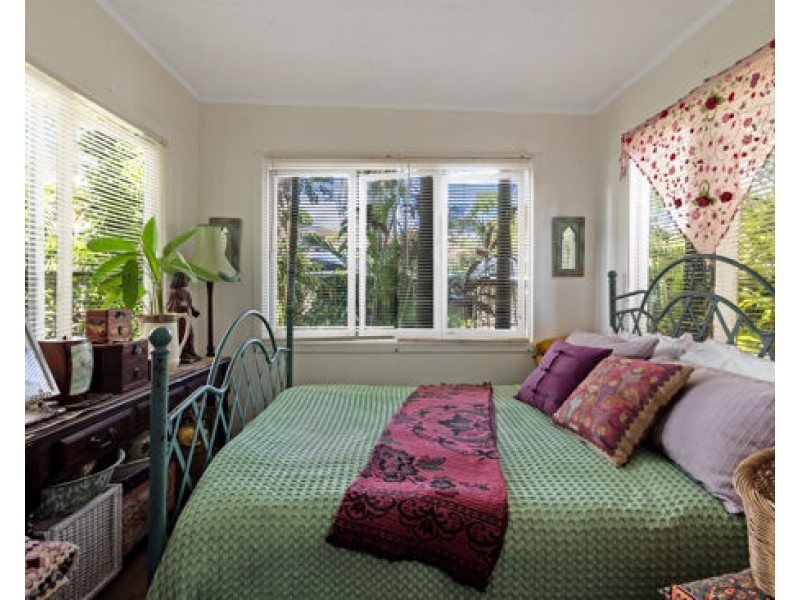 60 DUTTON STREET, Coolangatta QLD 4225