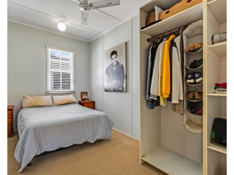 60 DUTTON STREET, Coolangatta QLD 4225