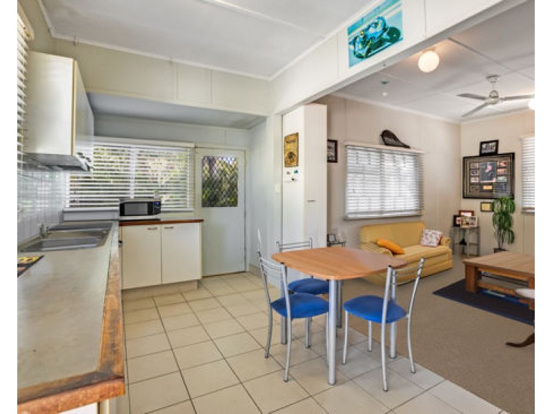 60 DUTTON STREET, Coolangatta QLD 4225