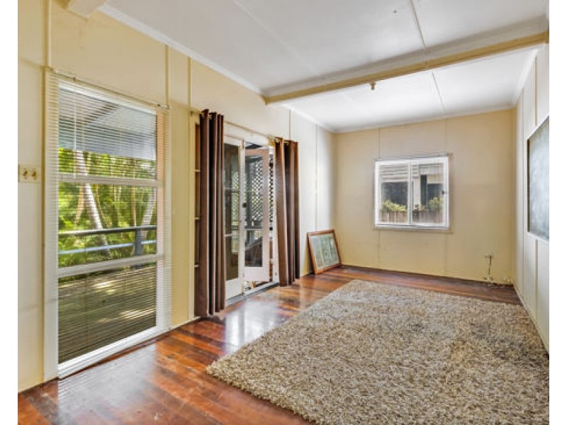 60 DUTTON STREET, Coolangatta QLD 4225