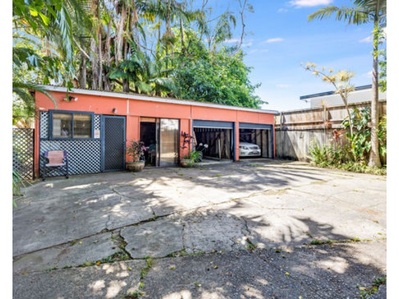 60 DUTTON STREET, Coolangatta QLD 4225