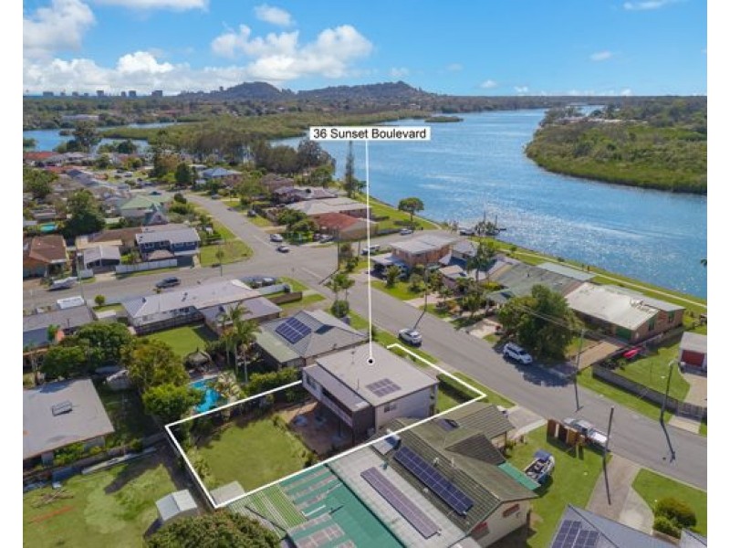 36A Sunset Boulevard, Tweed Heads West NSW 2485