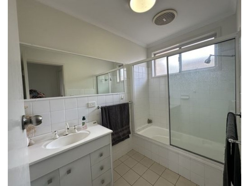 1/454 Cypress Terrace North, Palm Beach QLD 4221