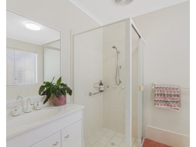 3/6-10 Parkland Place, Banora Point NSW 2486