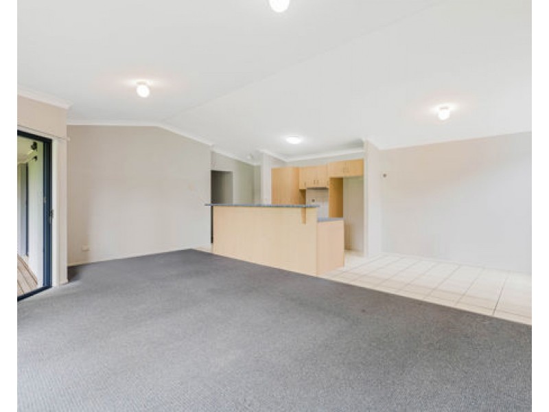 8 Medoc Place, Tweed Heads South NSW 2486