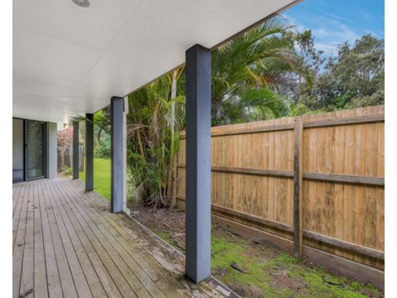 8 Medoc Place, Tweed Heads South NSW 2486