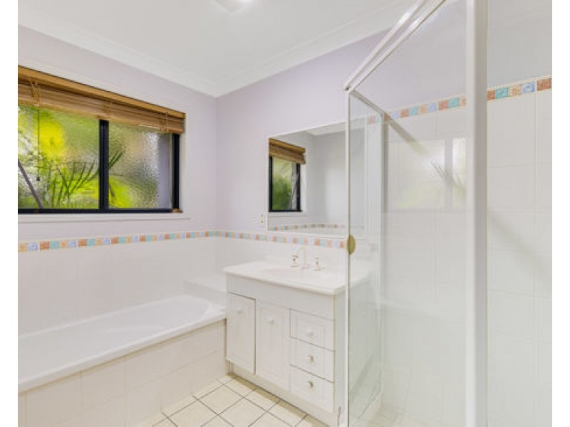 8 Medoc Place, Tweed Heads South NSW 2486
