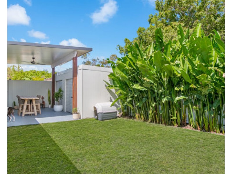 2/2 Red Bass Avenue, Tweed Heads West NSW 2485