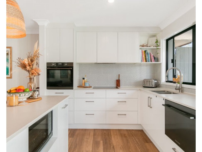 2/2 Red Bass Avenue, Tweed Heads West NSW 2485