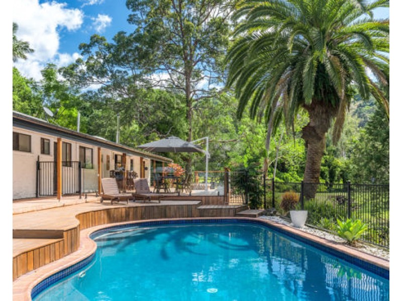 76 Green Valley Way, Piggabeen NSW 2486