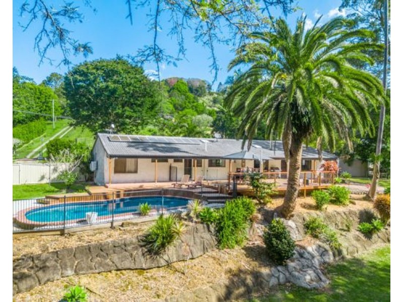76 Green Valley Way, Piggabeen NSW 2486